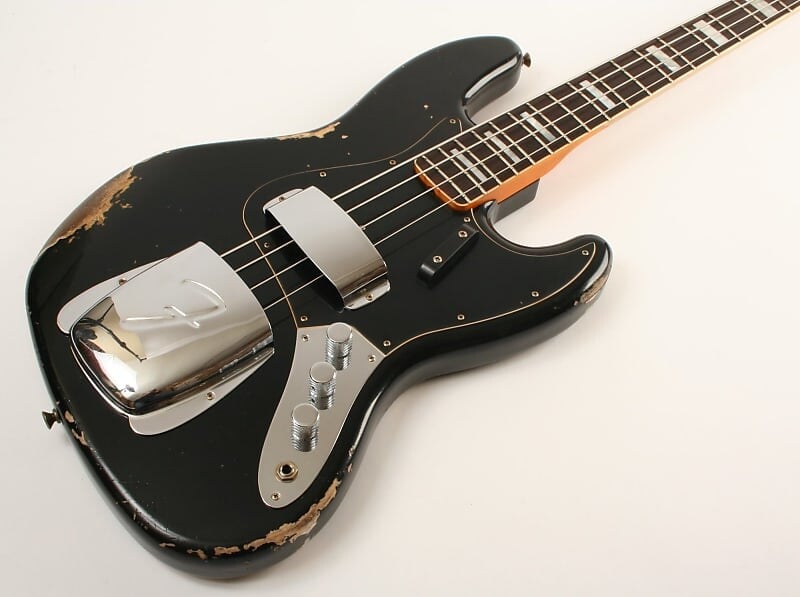 

Басс гитара Fender Custom Shop Limited Edition Custom Jazz Bass Heavy Relic Aged Black CZ575992