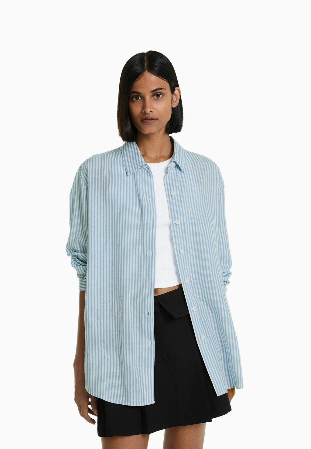 

Рубашка Bershka, синий