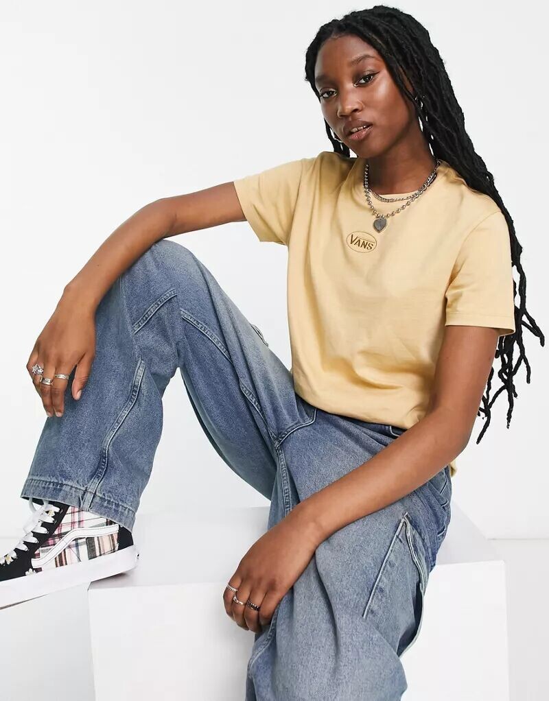

Коричневая футболка Vans с мелким овальным принтом, эксклюзивно для ASOS