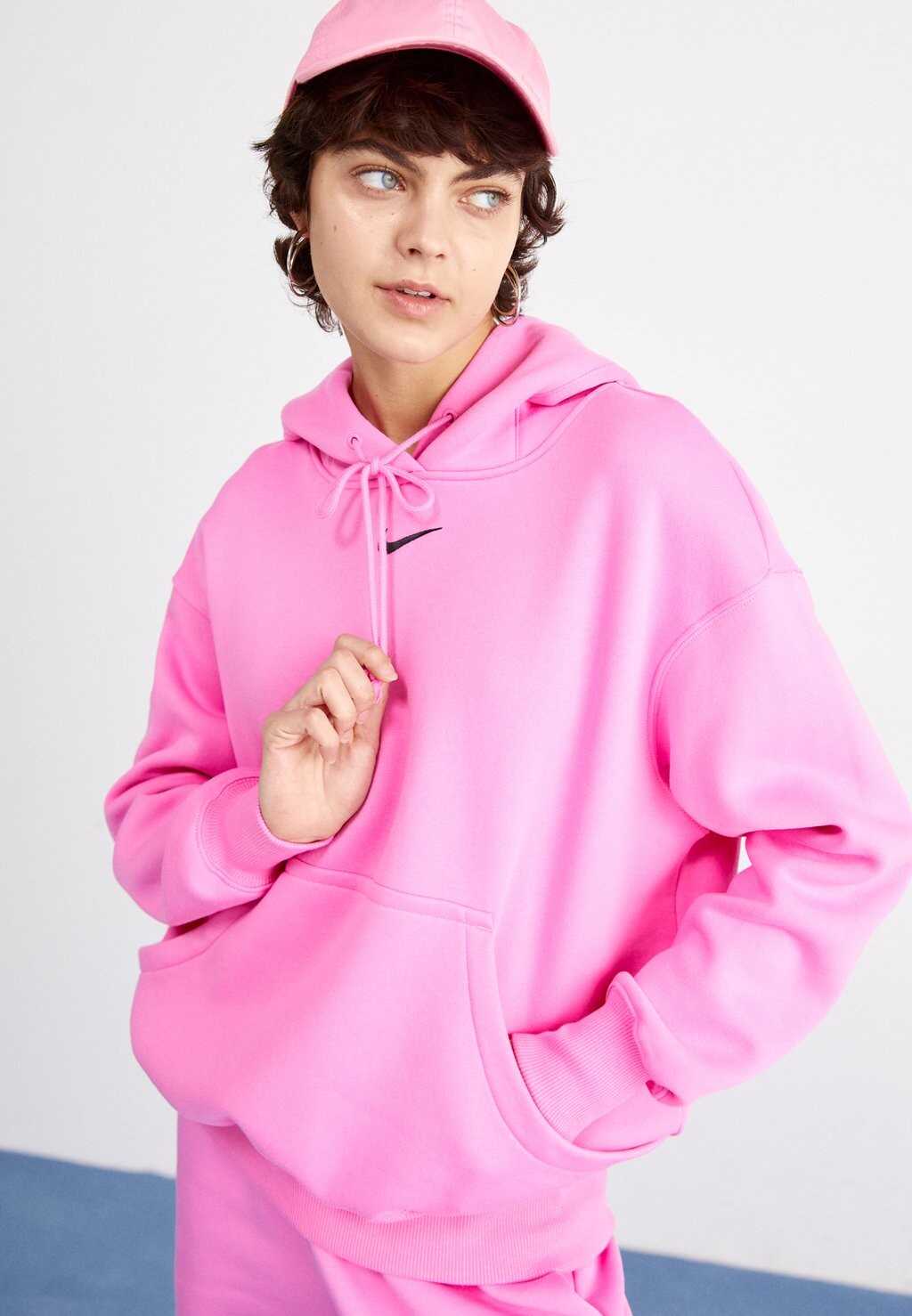 

Толстовка с капюшоном Nike Sportswear, розовый