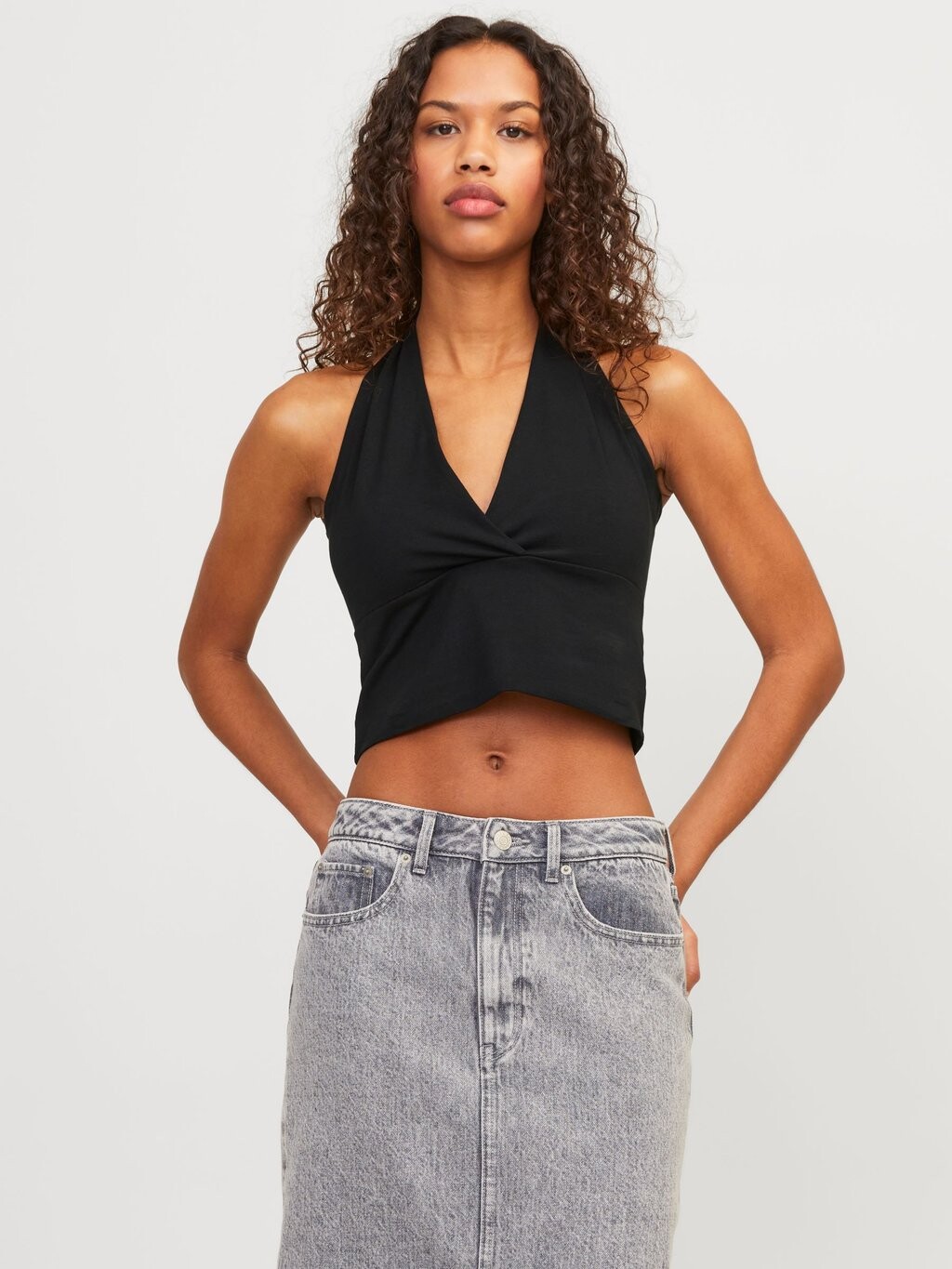 

Топ JXLORELEI HALTER JJXX, цвет black