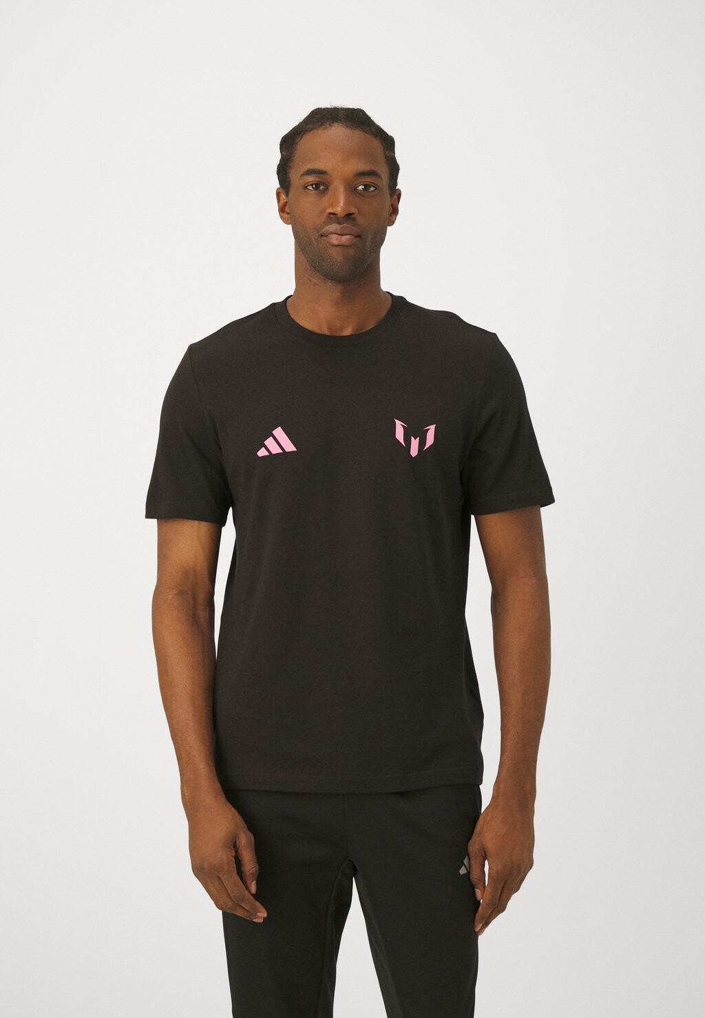 

Футболка с принтом МЕССИ Adidas, черный