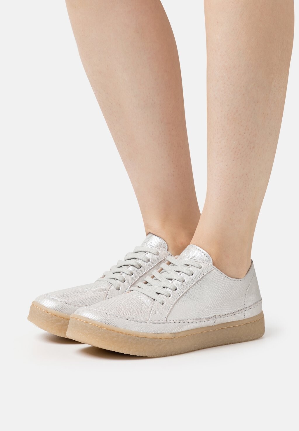 

Кроссовки Clarks