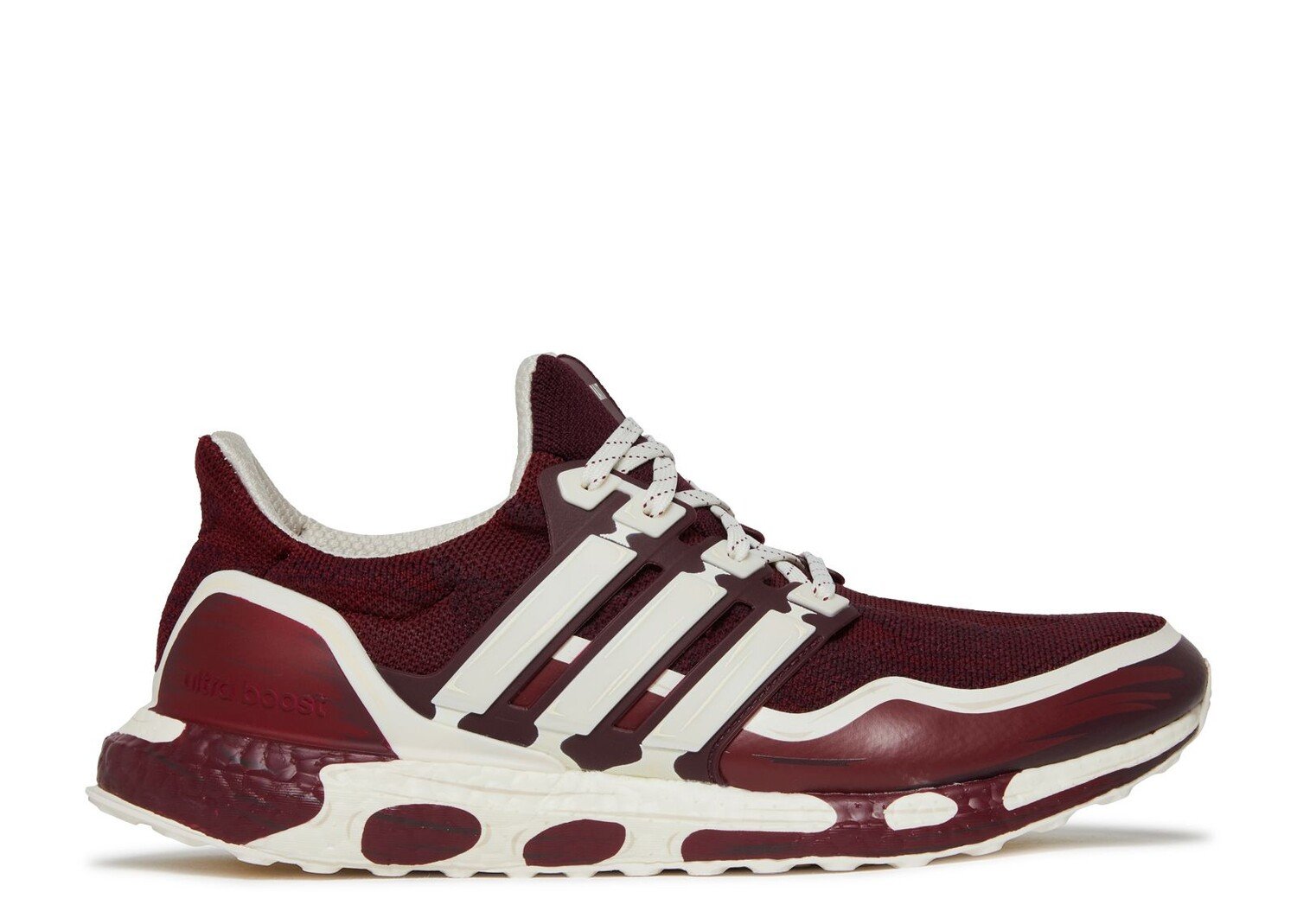 

Кроссовки adidas Bait X Attack On Titan X Ultraboost 'Blood Red', красный