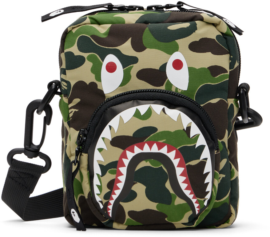 

Зеленая мини-сумка ABC Camo Shark Shark BAPE