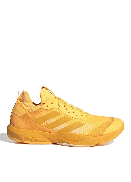

Спортивная обувь Adidas