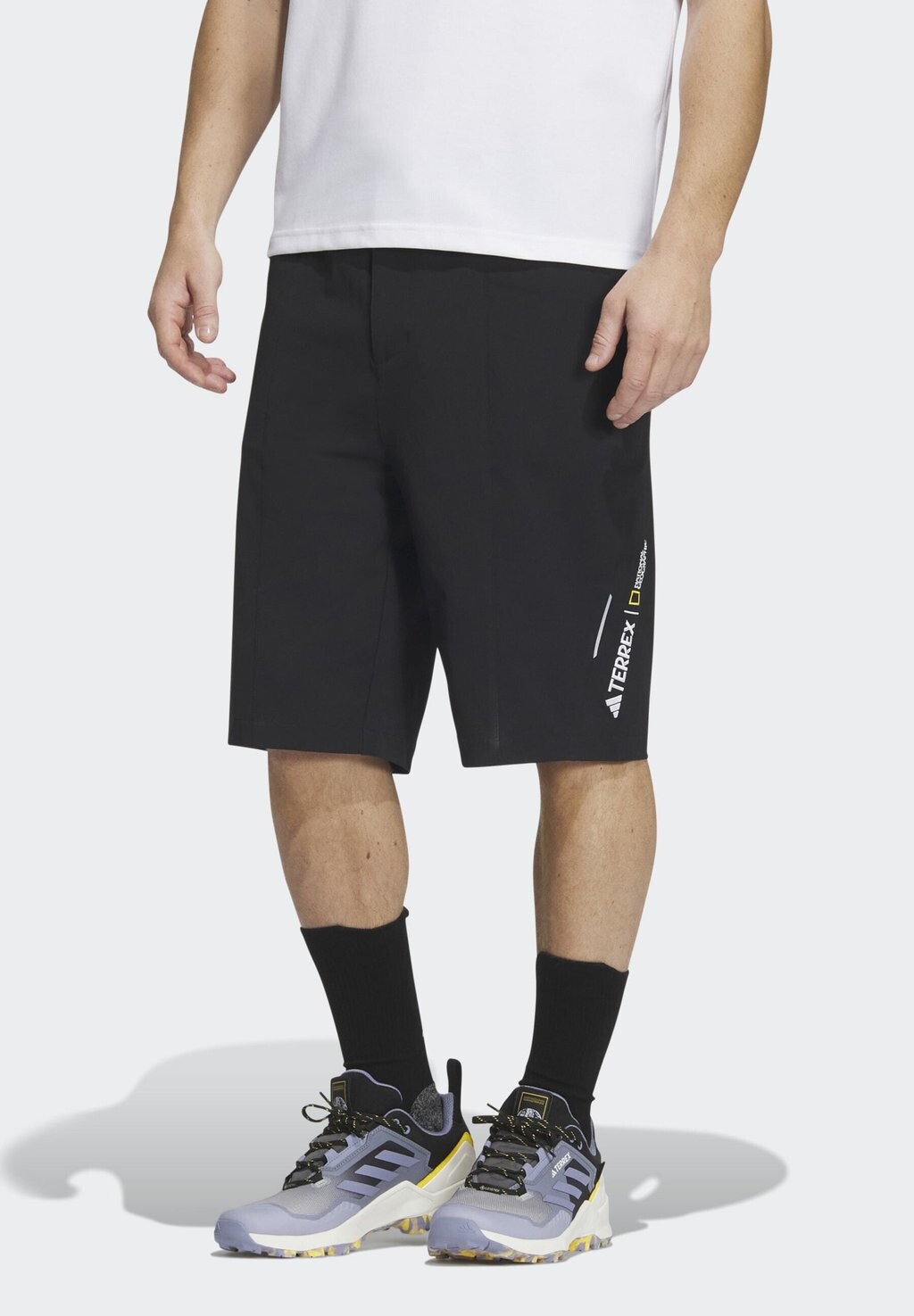 

Шорты Adidas