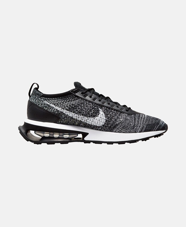 

Кроссовки Nike, черный