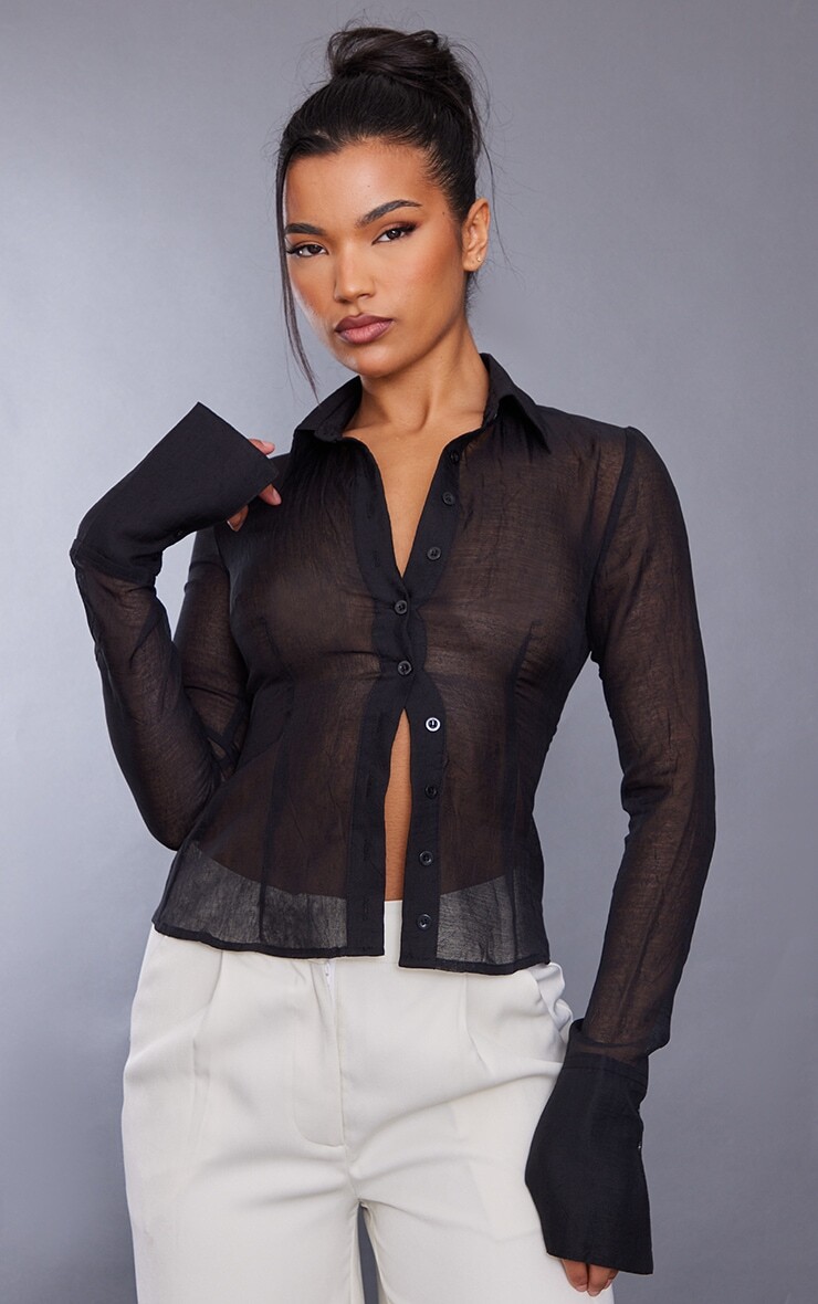 

PrettyLittleThing Черная прозрачная приталенная рубашка с фактурным рисунком
