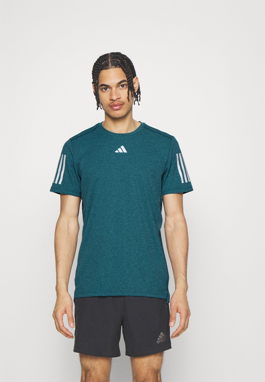 

Футболка Adidas