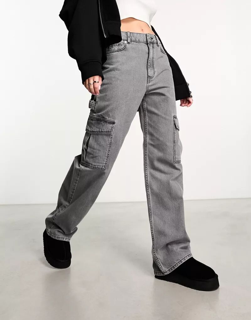 Серые джинсы карго New Look