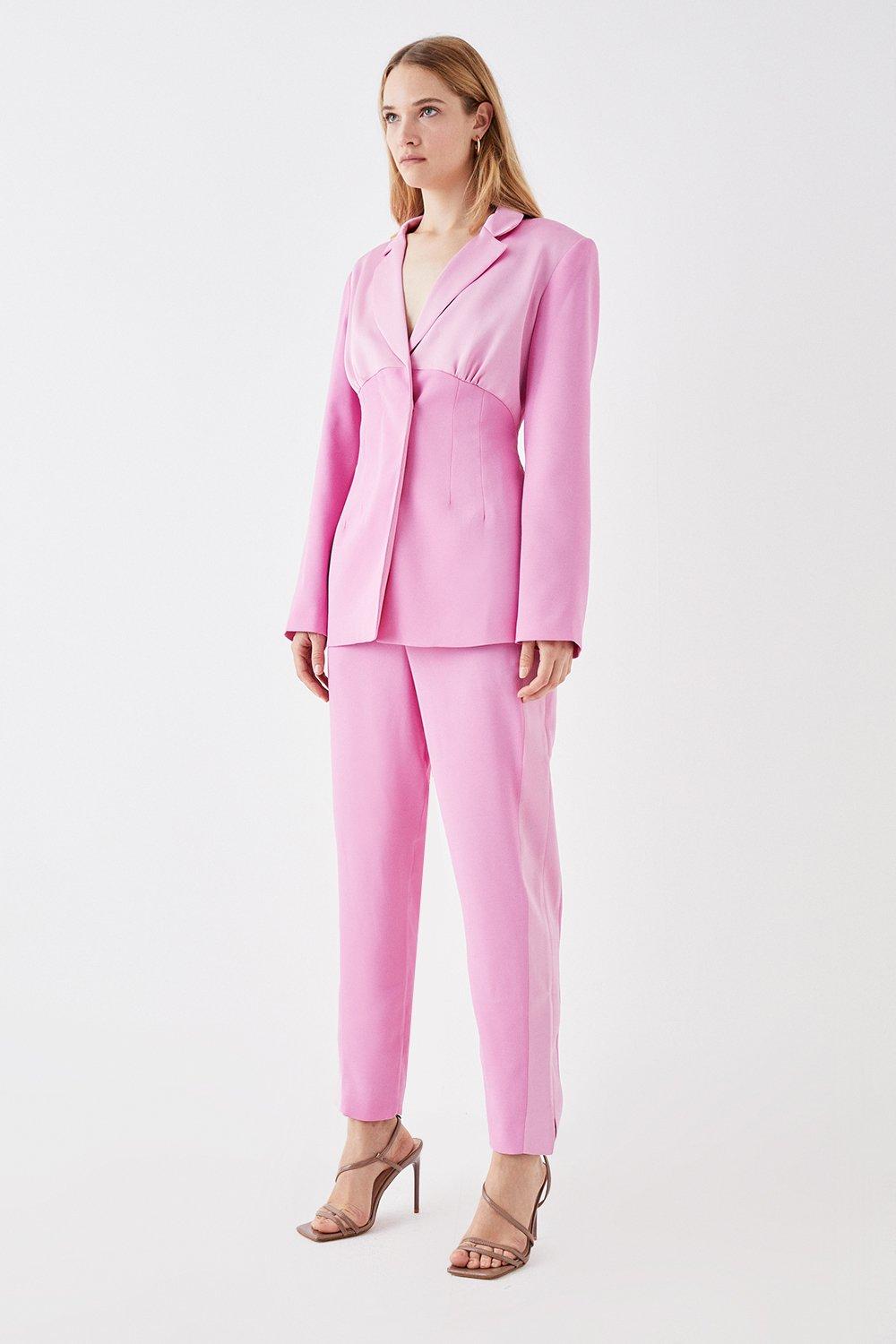 цена Узкие брюки из атласа премиум-класса с боковыми вставками Coast, розовый