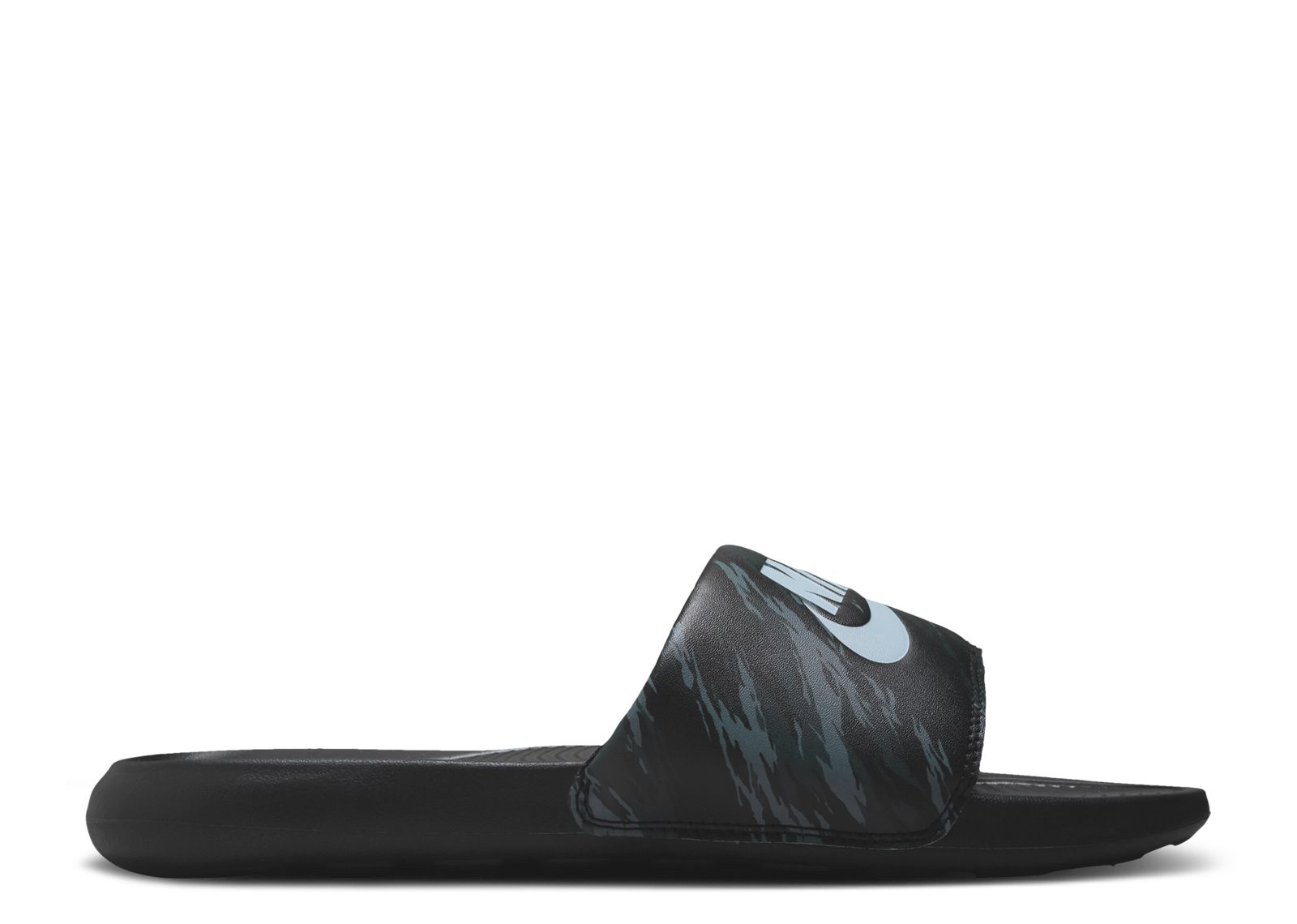 

Кроссовки Nike Victori One Printed Slide 'Black Tiger Camo', черный