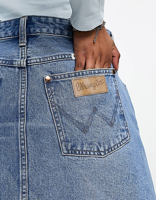 

Синяя джинсовая юбка Wrangler