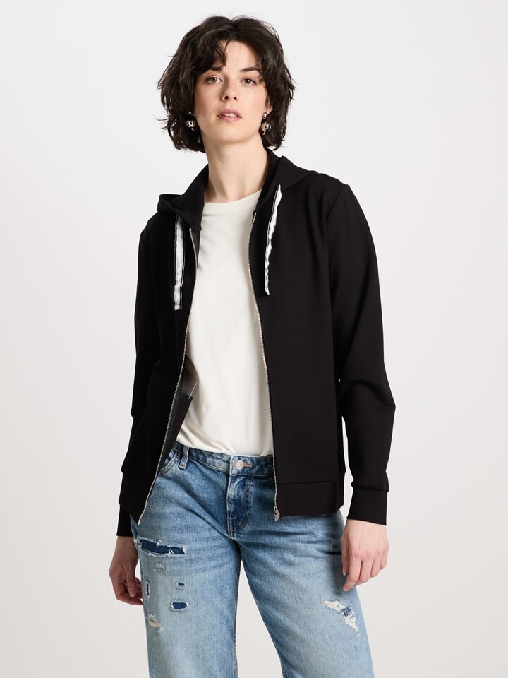 

Спортивная куртка Cross Jeans, черный