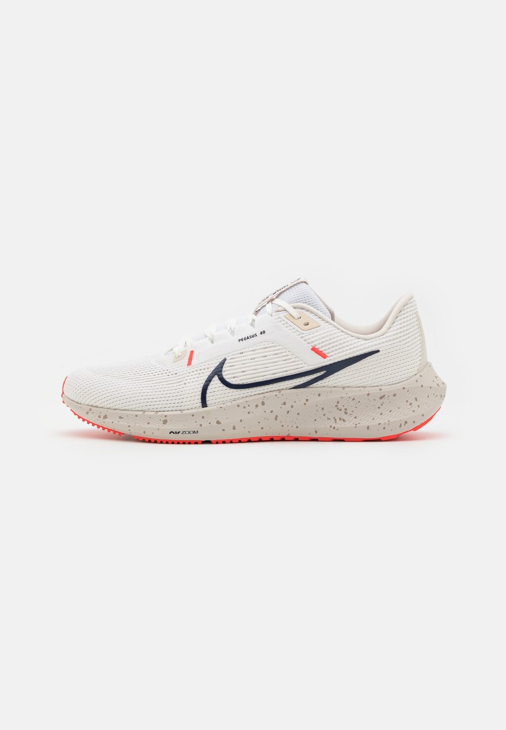 

Кроссовки Nike