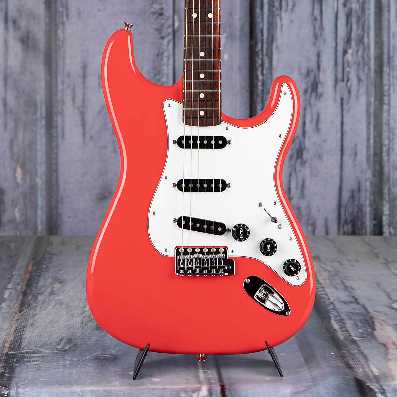 Электрогитара Fender Made In Japan Limited International Color Stratocaster, Morocco Red