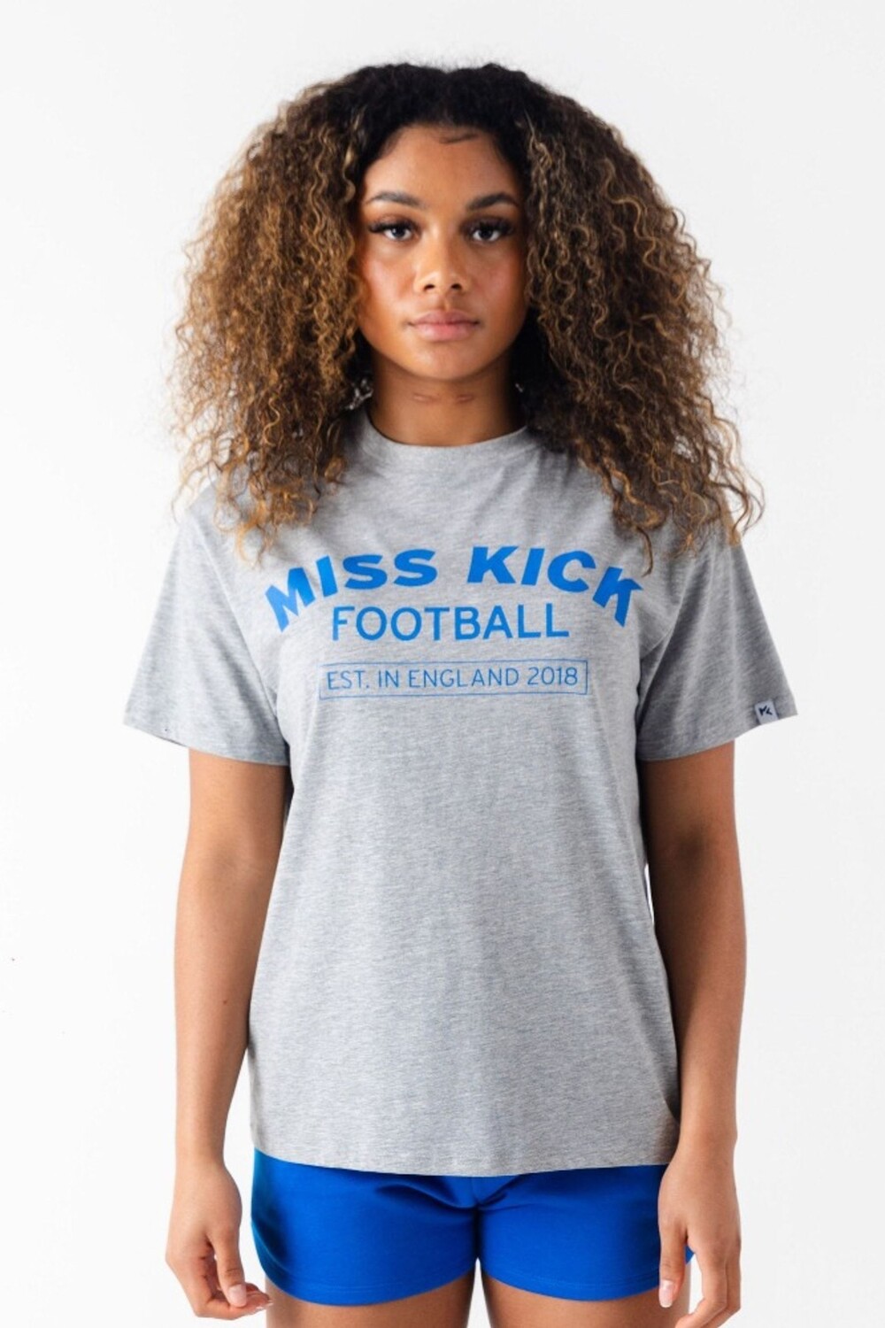 Miss oversized. SEL%0AФУТБОЛКА MIRA OVERSIZE FIT. Футболка дизель женская. Футболка дизель серая. Футболка Diesel серый