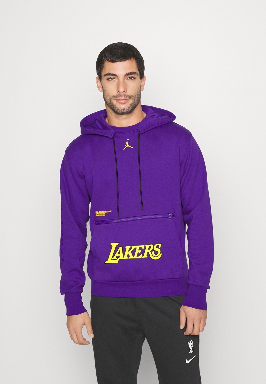 

Толстовка Nike