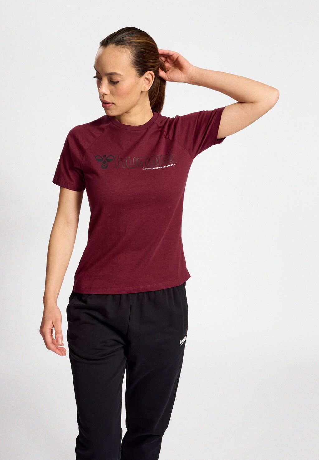 

Футболка с принтом HMLNONI 2 0 Hummel, цвет cabernet