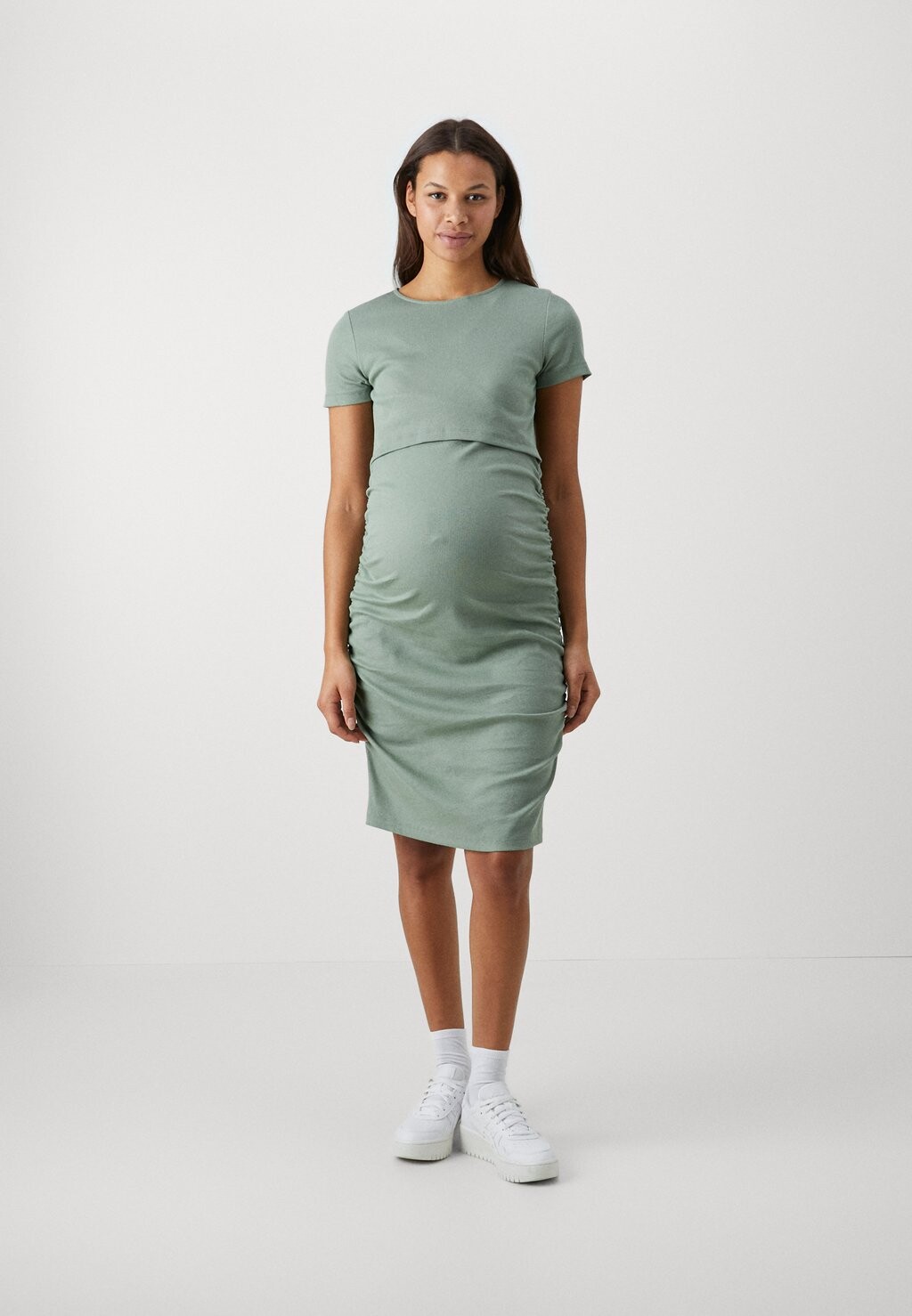 

Платье из джерси MLEMILY JUNE DRESS MAMALICIOUS, зеленый