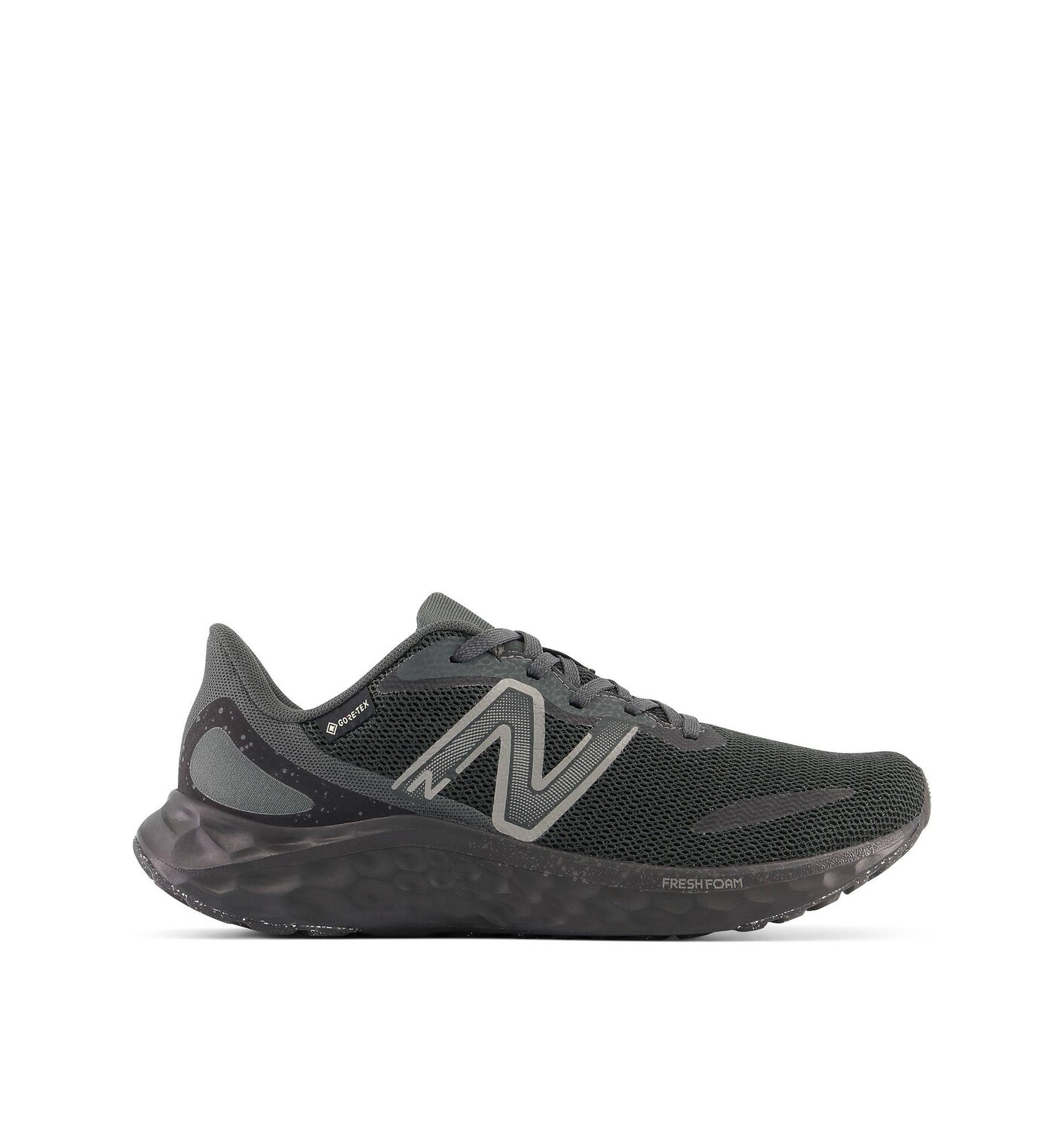 

Черные кроссовки New Balance Running Fresh Foam Arishi V4