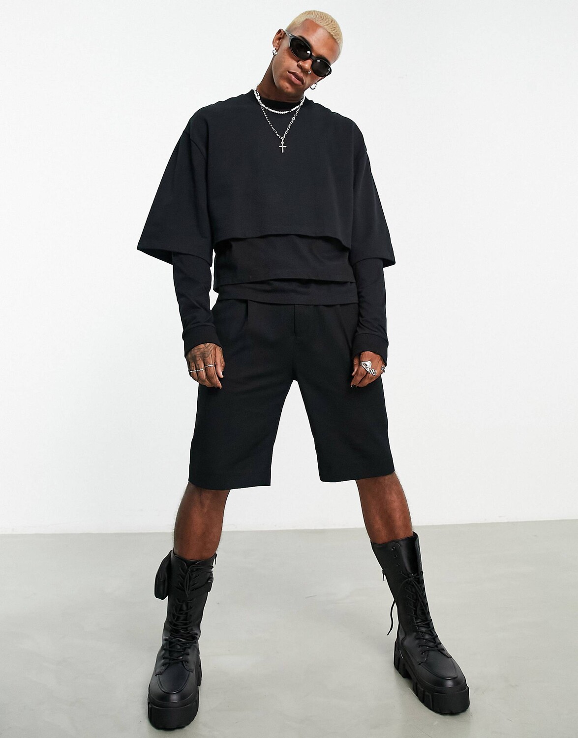 

Трехслойная толстовка оверсайз черного цвета ASOS DESIGN
