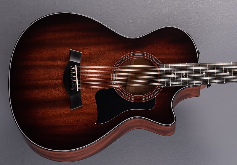 

362CE 12 строк Taylor 362CE 12 String