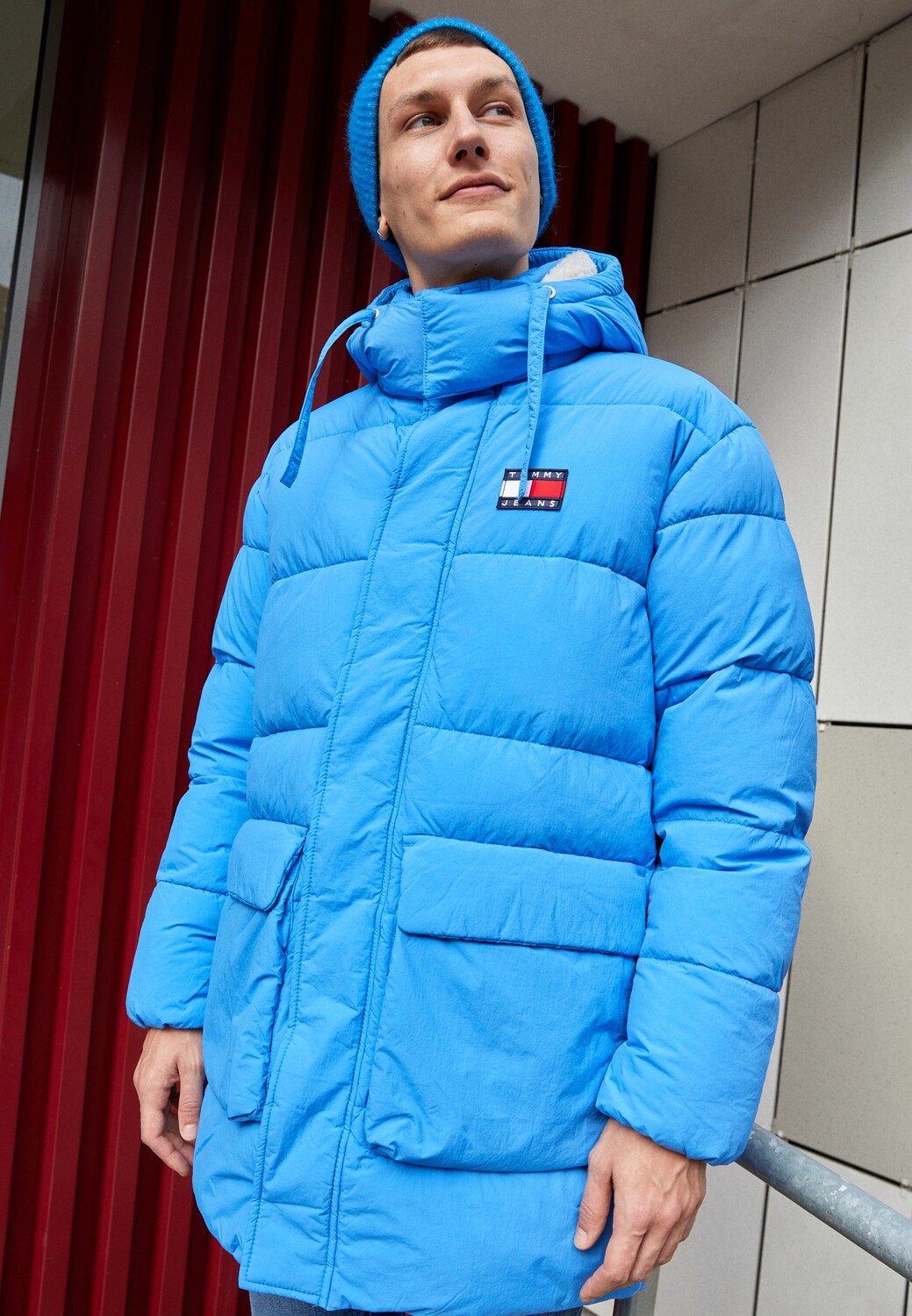 

Пальто зимнее Tommy Jeans, синий