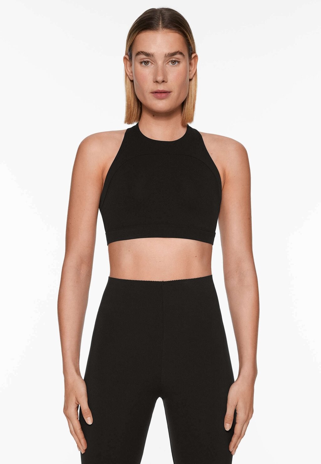 

Топ CROSSOVER BACK COMPRESSIVE TANK OYSHO, цвет black