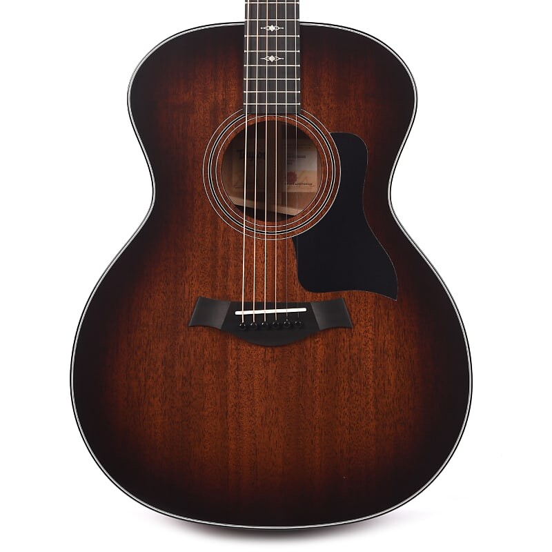 

Taylor 324 Grand Auditorium Красное дерево Shaded Edgeburst