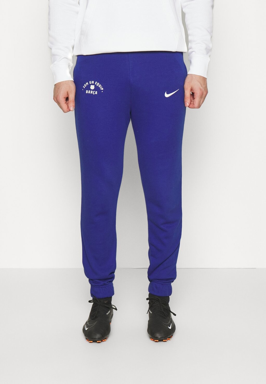 

Спортивные брюки Nike