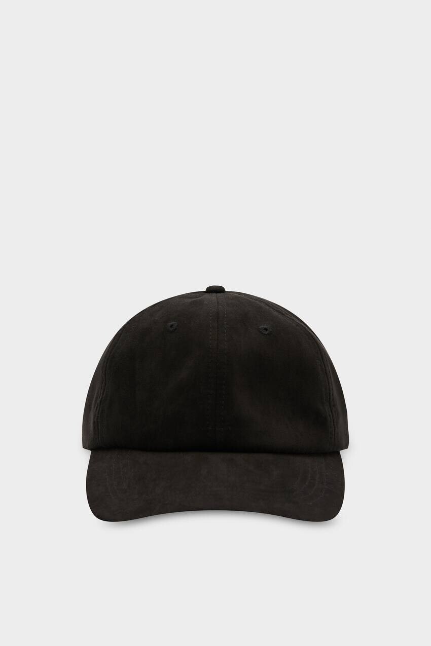 

Кепка из искусственной замши Pull&Bear, черный