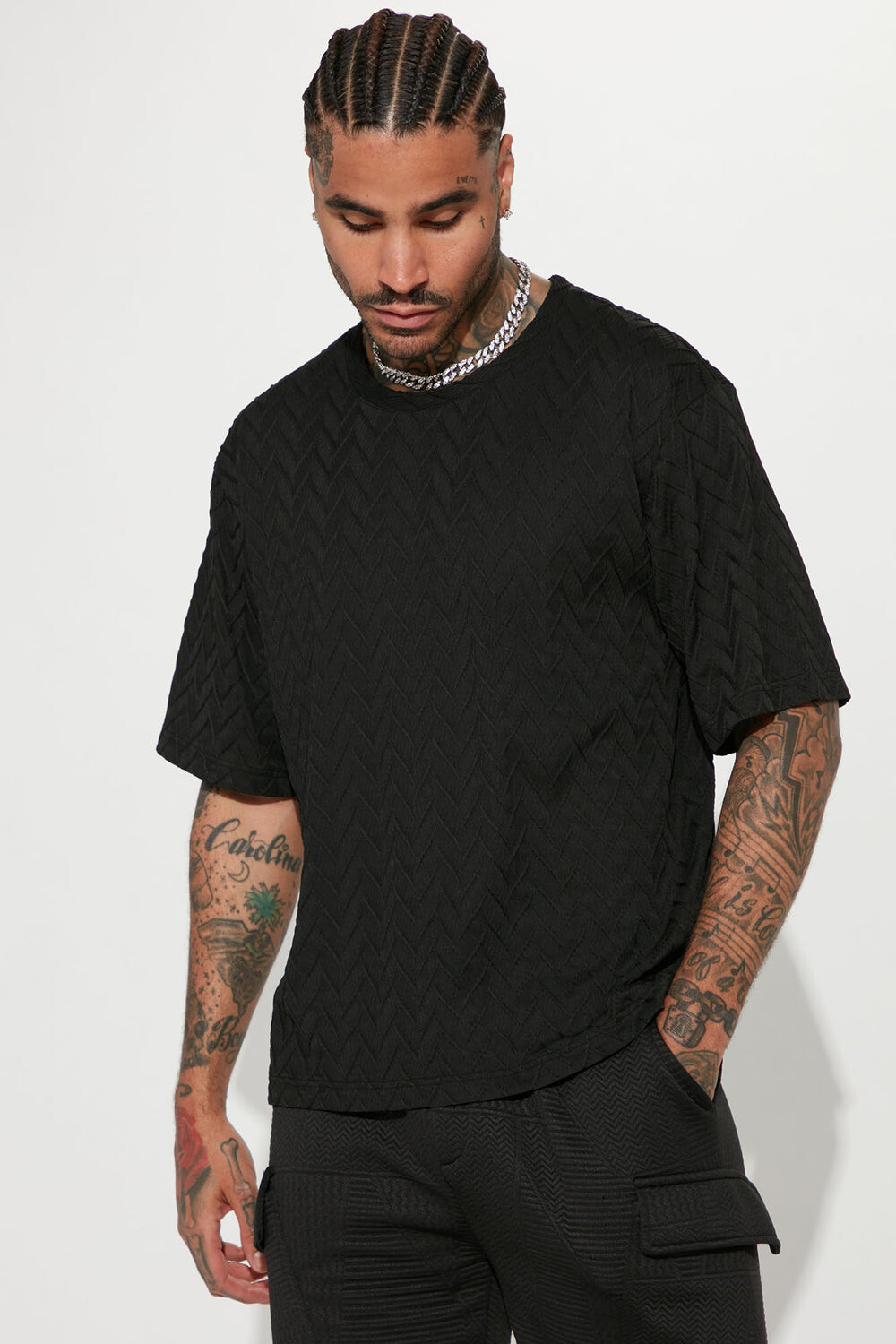 

Футболка Fashion Nova ZDF01K310083, черный