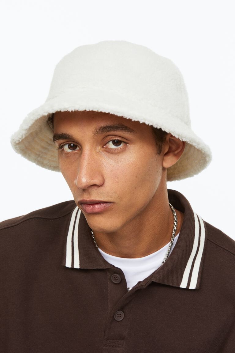 

Рыбацкая шапка с плюшевым мишкой H&M, белый
