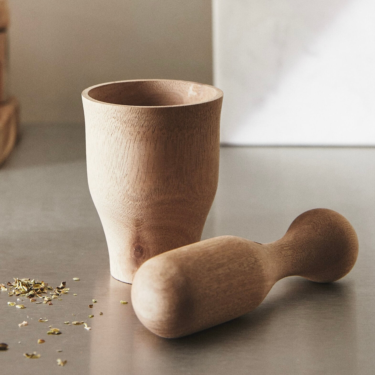 

Толкушка с емкостью Zara Home Acacia, коричневый