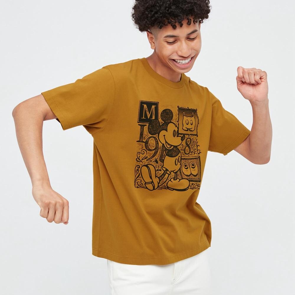 

Футболка с принтом унисекс Uniqlo, коричневый