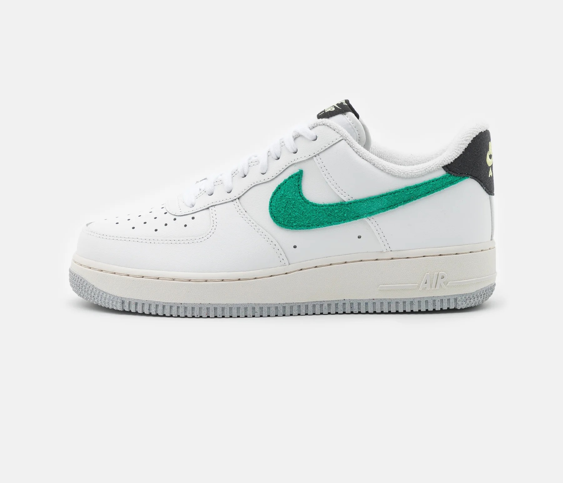 Кроссовки Nike Sportswear Air Force 1 07, белый, зеленый кроссовки nike air force 1 07 high черный белый