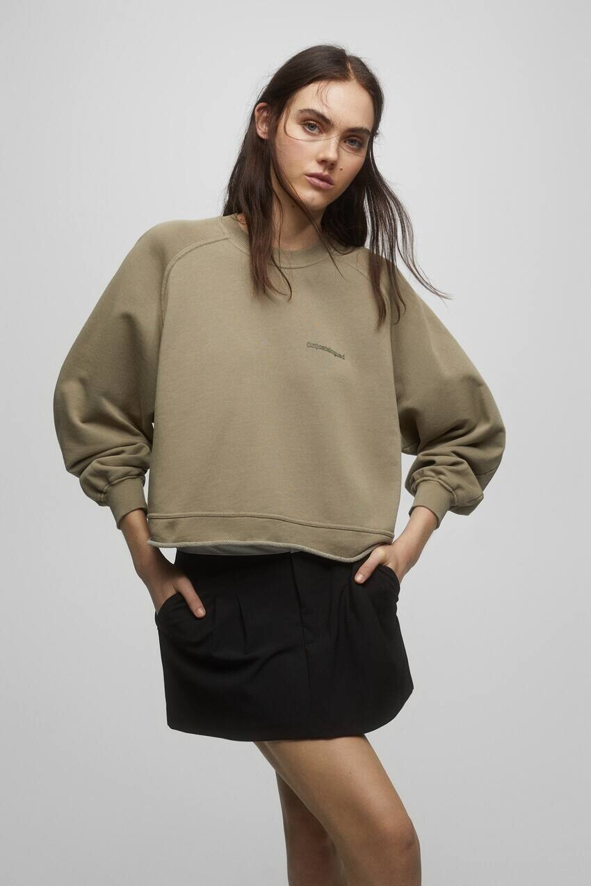 

Толстовка с вышивкой Pull&Bear, бледный хаки