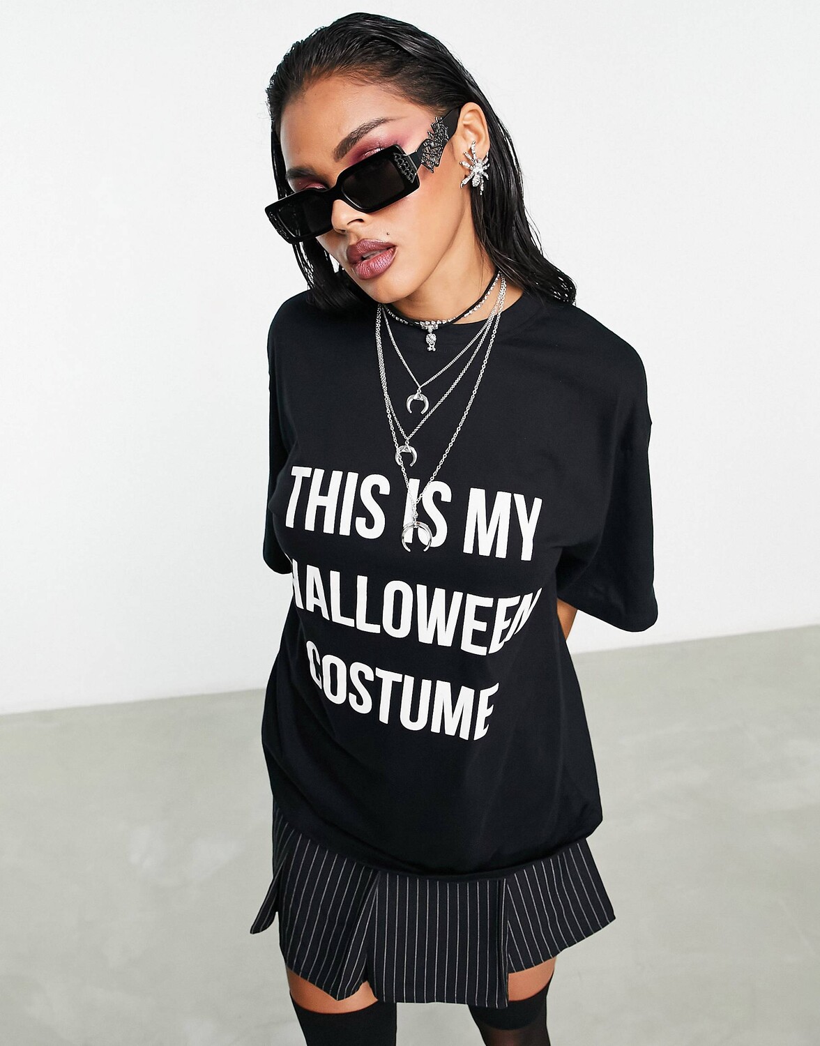 

Черная объемная футболка с костюмом this is my halloween ASOS DESIGN, Черный