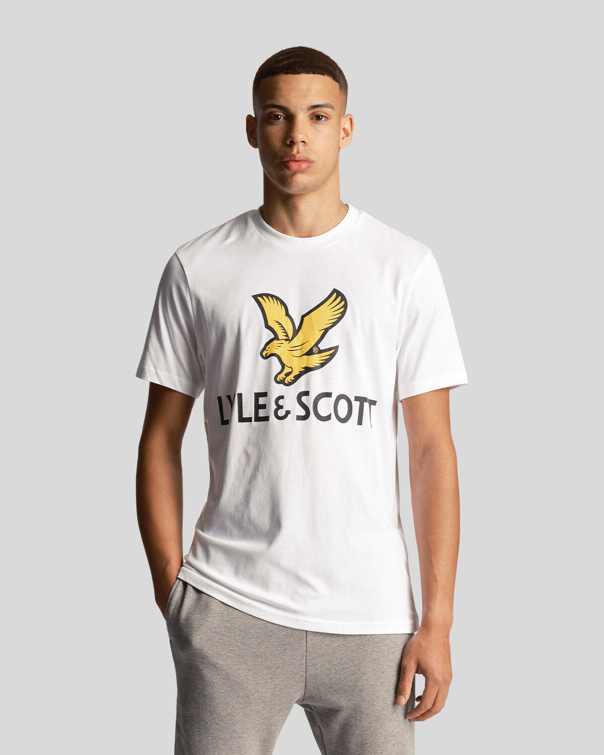 

Футболка со спортивным принтом Lyle & Scott, белый