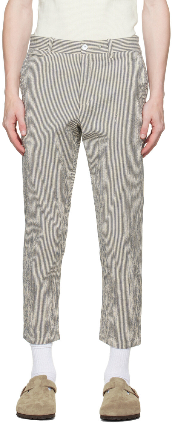 

Off-White и темно-синие брюки Beck rag & bone
