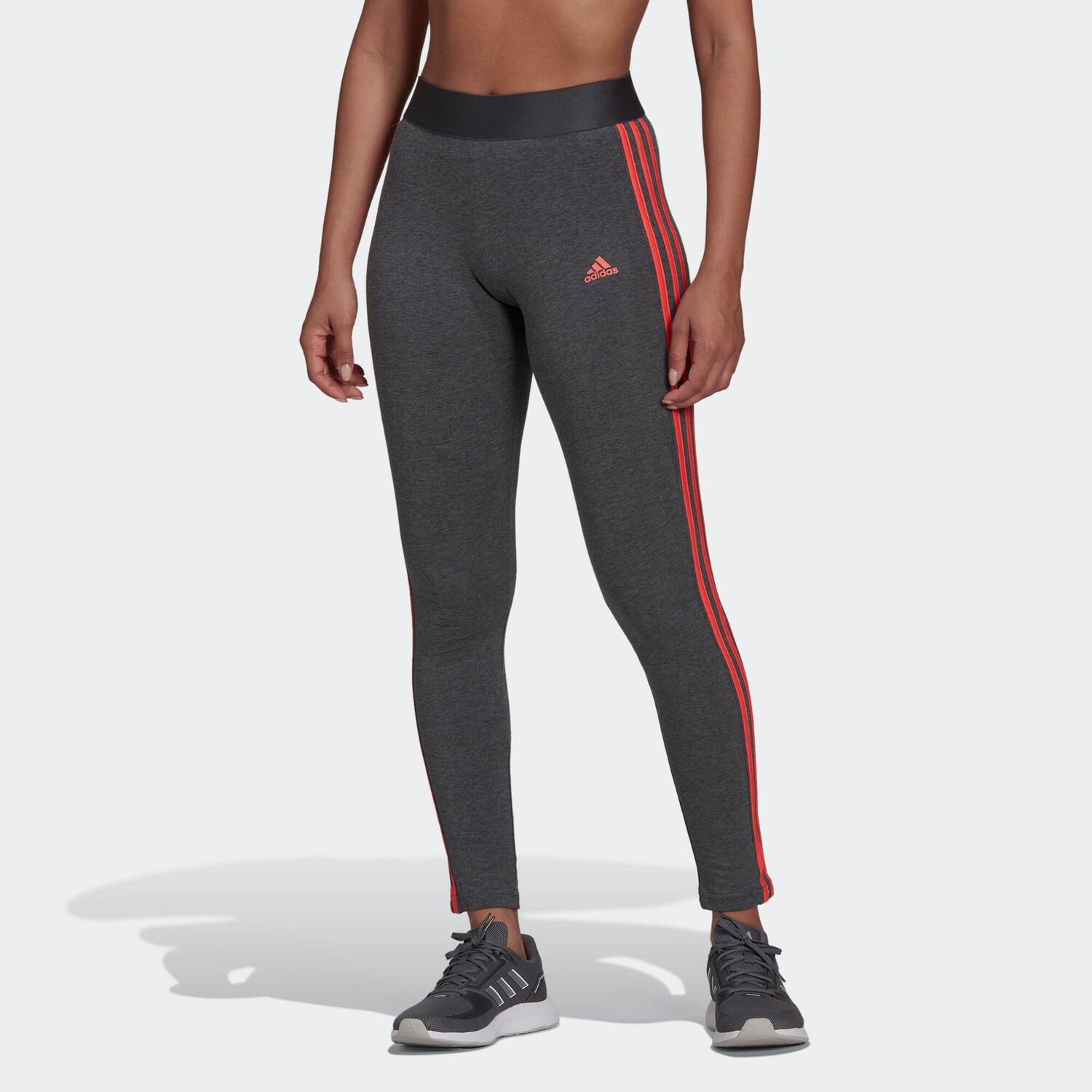 

Леггинсы Adidas Essentials женские красные/серые