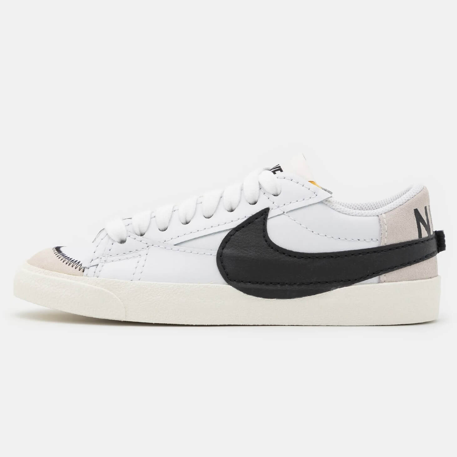 

Кроссовки Nike Sportswear Blazer '77 Jumbo, белый/черный