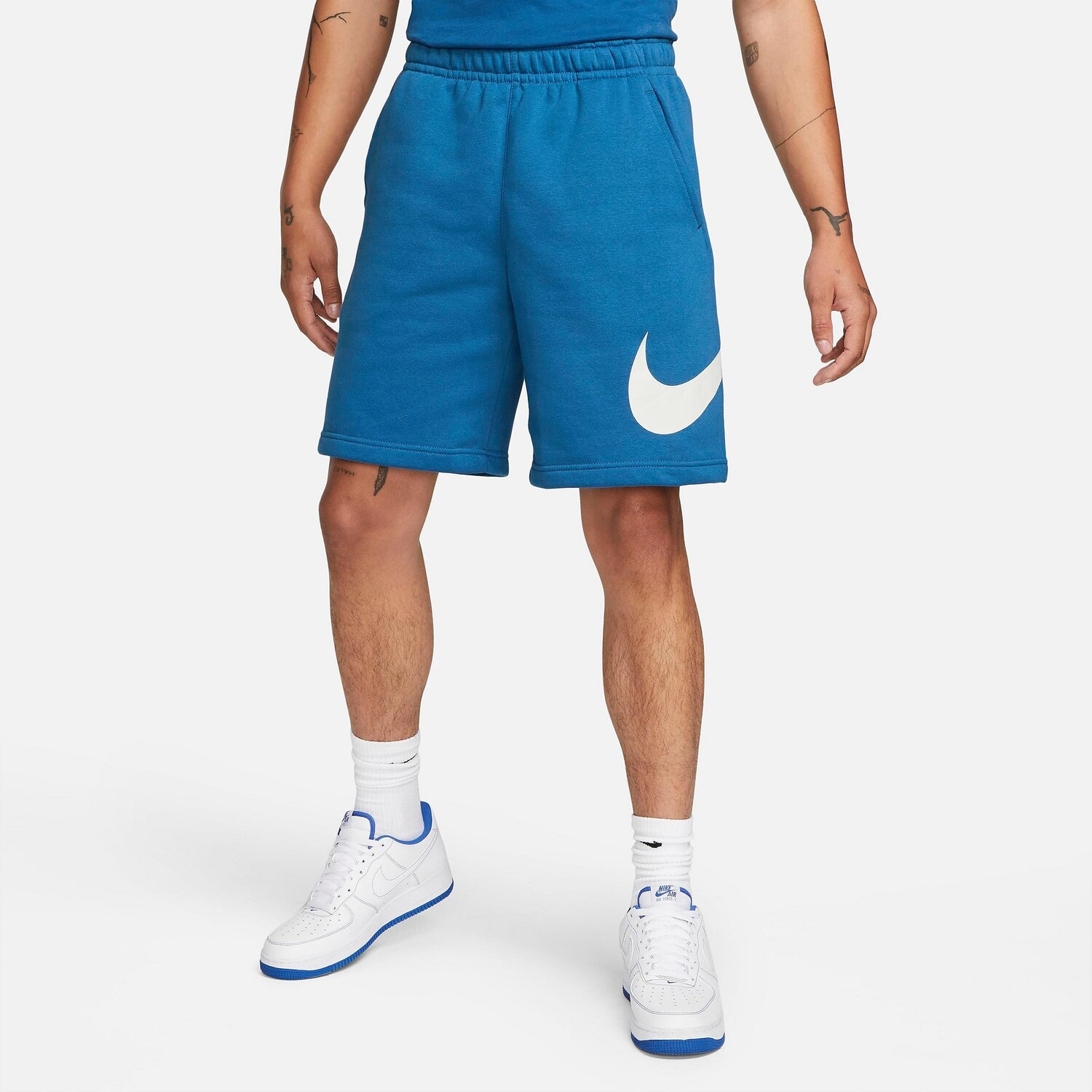 

Мужские шорты с рисунком Nike Sportswear Club, синий