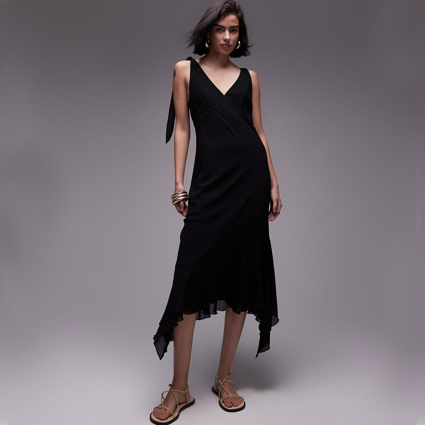 цена Платье Topshop Midi With Tied Straps, черный