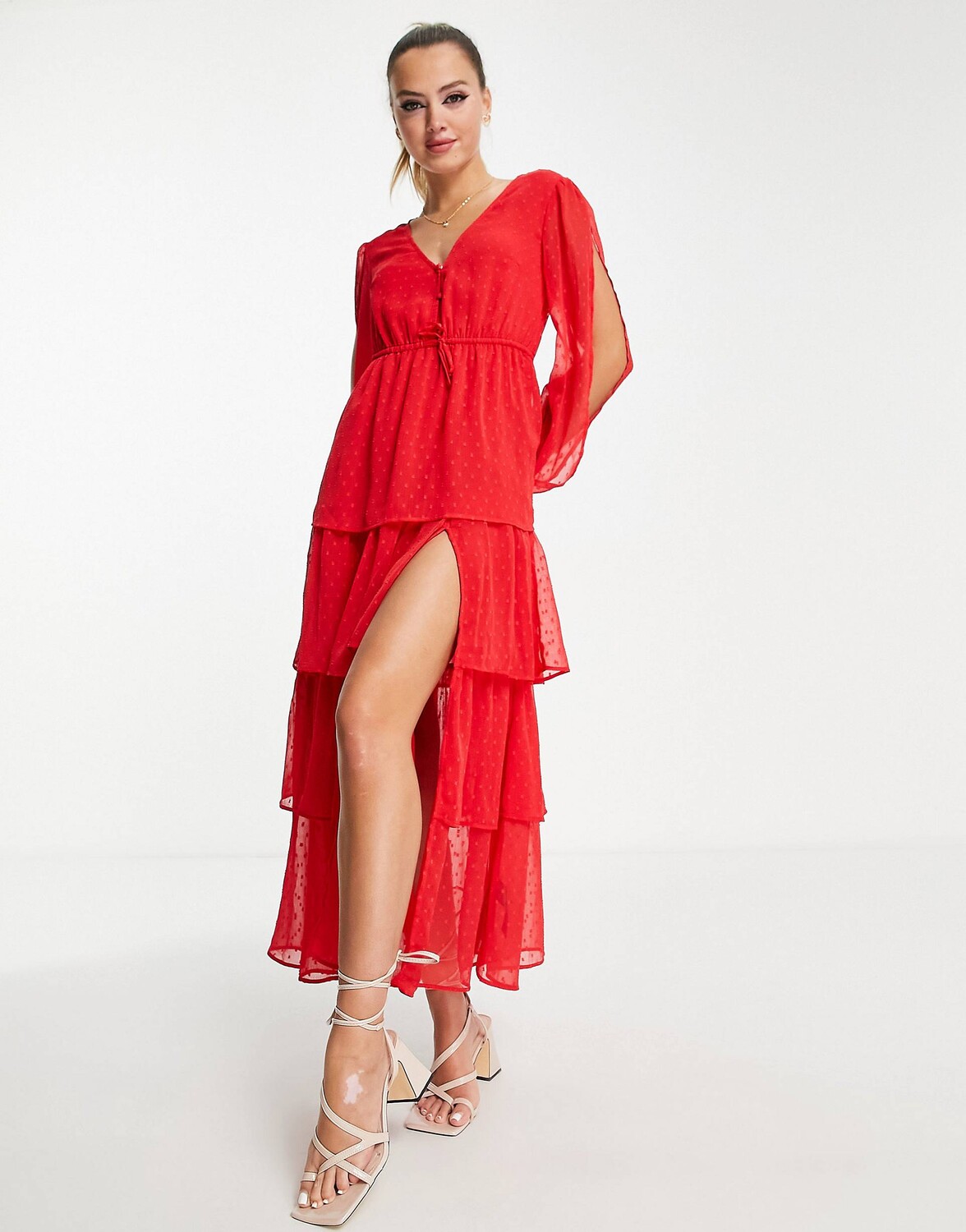 

Красное ярусное платье макси из шифона добби Miss Selfridge, Красный