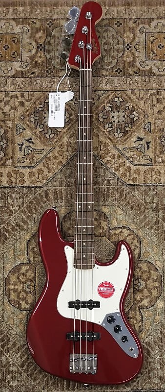 

2021 Squier Contemporary Jazz Bass в цвете Dark Metallic Red с профессиональной установкой # 2046 0370400525