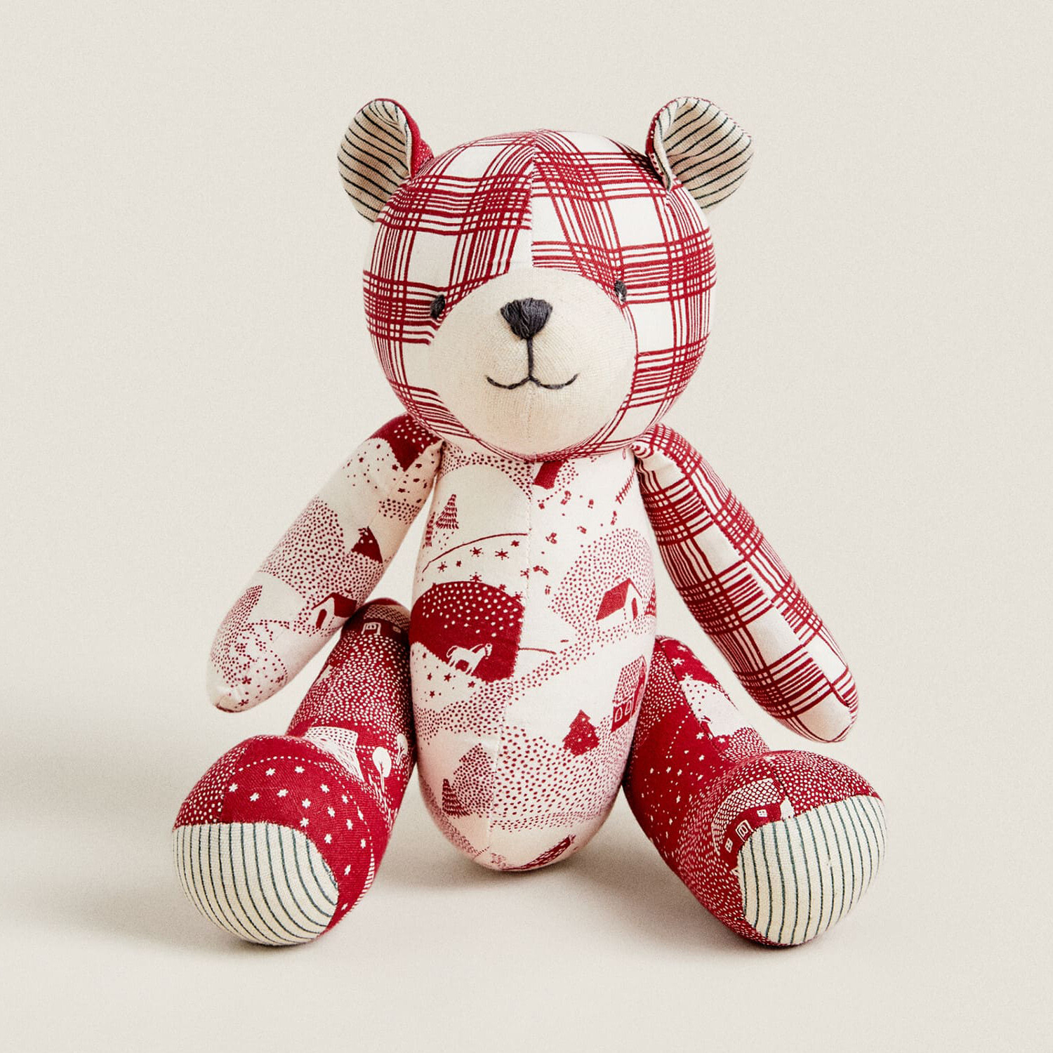 

Мягкая игрушка Zara Home Christmas Patchwork Bear, красный/бежевый