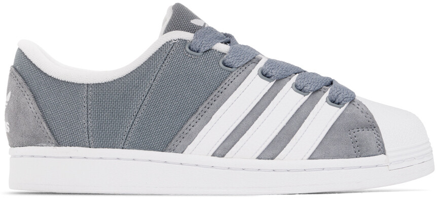 

Серо-белые кроссовки Superstar Supermodified adidas Originals